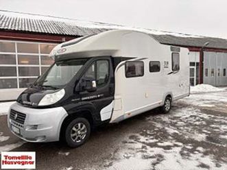 lmc breezer h730 black selection queenbed