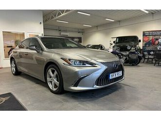 lexus es 300h 2.5 e-cvt euro 6