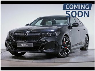 bmw série 5 550 e xdrive berline kit m sport