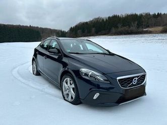 volvo v40 cross country t5 awd geartronic summum s...