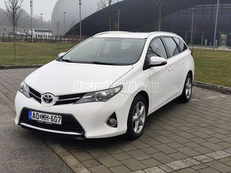 toyota auris touring sports 1.6 active