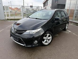 toyota auris touring sports 1.6 lounge ülésfűtés!!t.kamera!!tempomat!!kitűnő állapotban!!