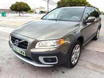 volvo xc70 2.4 d5 awd summum auto