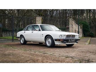 1990 jaguar xj6 (xj40)
