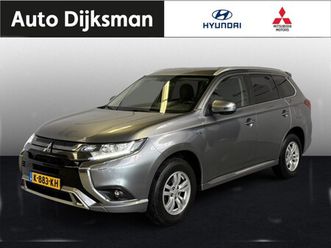 mitsubishi outlander - 2.4 phev pure carplay