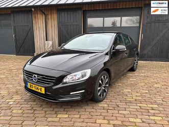 volvo s60 1.5 t2 polar+ dynamic,automaat,leer,blis,stoelverwarming.