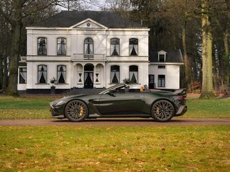 aston martin v12 vantage roadster - | nr. 211/249 | pentland green by q | briljant