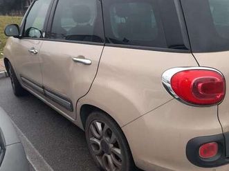 500l living living 1.6 mjt lounge 105cv