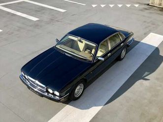 jaguar série - xj 40 sovereign 4.0