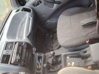 nissan terrano 2700 autocarro