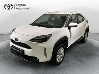 yaris cross 1.5 hybrid 5p. e-cvt active area c fr