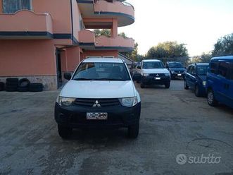 mitsubishi l200 2.5 di-d 4x4 2 porte 190000km