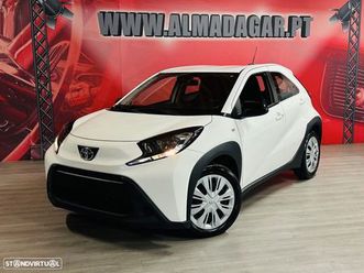 toyota aygo x 1.0 play