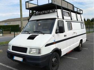 camion aménagé iveco daily 35.8