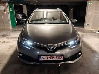 auris sw 1.33i vvt-i active