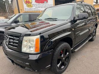 cadillac escalade 2005 | schwarz | 6.0 v8 | scheckheft