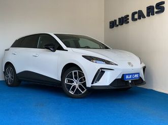 mg4 64kwh luxury/360°/leder/acc/led/dab/carplay