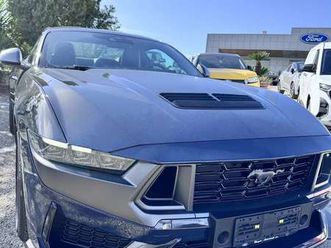 fastback 5.0 v8 dark horse 453cv