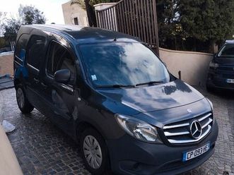 voiture l'utilitaire