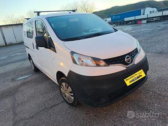 nissan nv200 2015---1.5 diesel autocarro