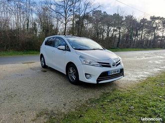 toyota verso 112 d4d feel skyview