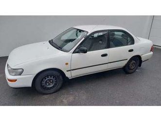 toyota corolla e 100