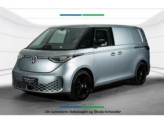 pluss 77kwh 204hk //ledmatrix//hengerfeste//keyless//