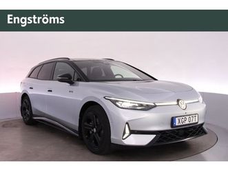 gtx 340hk 4motion, panoramasoltak, ledljusramp