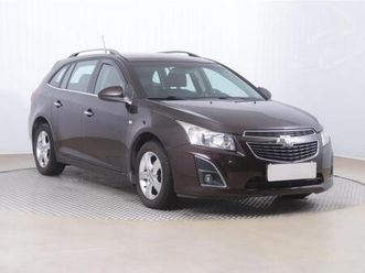 chevrolet cruze 1.8 i 16v, automatická klima