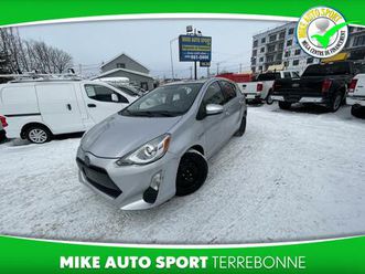 toyota prius c 2016