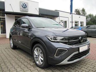 volkswagen t-cross tz +kamera+shz+iq light+