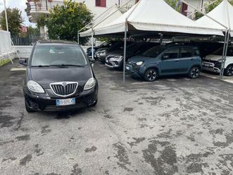 lancia musa 1.4 argento benzina / metano