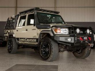 4.5d-4d lx v8 double cab