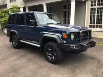 2.8gd-6 station wagon vx