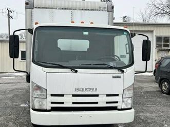 2013 isuzu diesel box truck npr-hd -14’