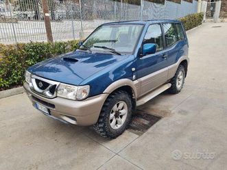 nissan terrano ii anno 2001