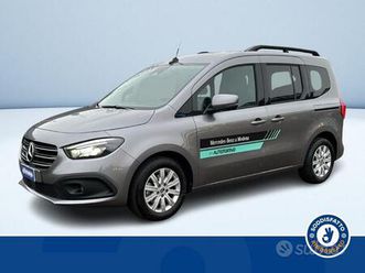 mercedes-benz classe t 180 d at