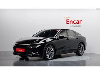 toyota crown 2.5 awd 41,124 eur