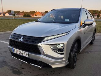 mitsubishi eclipse cross 2.4 premium top.