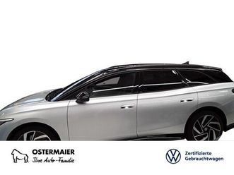 black style 286ps np.73t acc.5j-g.wärmepumpe.ahk.area-view.navi.hud