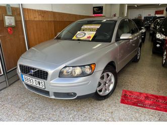 volvo s40 1.6 kinetic