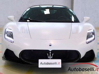 mc20 3.0v6 630cv rwd auto 'pack carbonio completo'