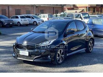 toyota yaris 1.5 hybrid 5 porte trend