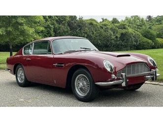 aston martin db6