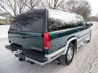 chevrolet suburban 1500 lt 4x4