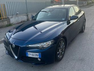 alfa romeo giulia 2.2 at8