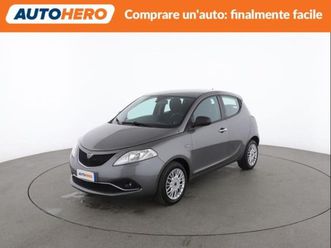 ypsilon 3ª serie ypsilon 1.2 69 cv 5 porte silver