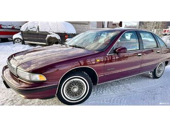 käsiraha alkaen 990€ loppu 1-72kk, auto on museorekisteröity leima 4 vuoden välen