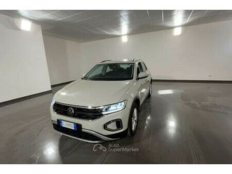 volks t-roc 1.0 tsi life 110cv t-roc 1.0 tsi life 110cv