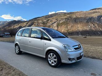 meriva 1.6i-16 tp (essentia)